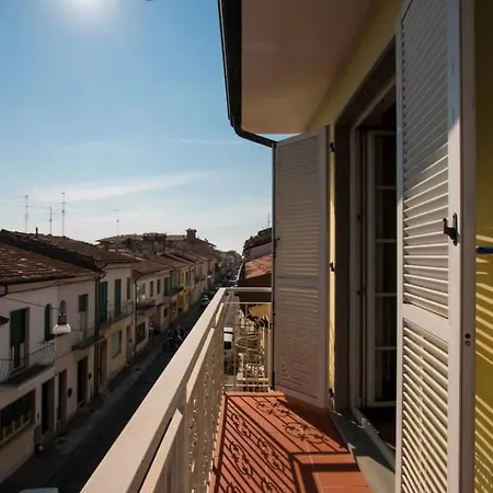 Splendida E Incantevole Casa A Due Passi Dal Mare * فياريجيو