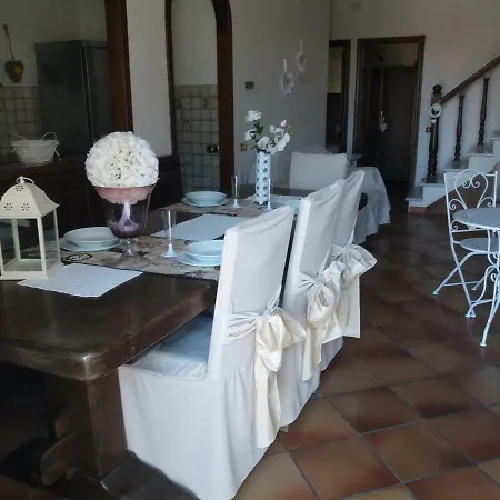 Splendida E Incantevole Casa A Due Passi Dal Mare فياريجيو