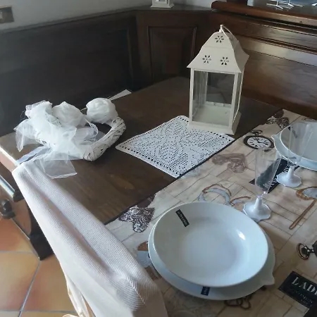 Splendida E Incantevole Casa A Due Passi Dal Mare فياريجيو